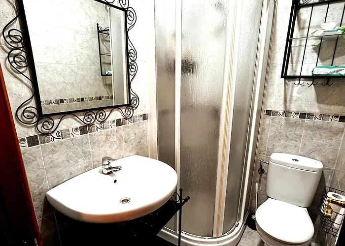 La Isla Confortllanes *